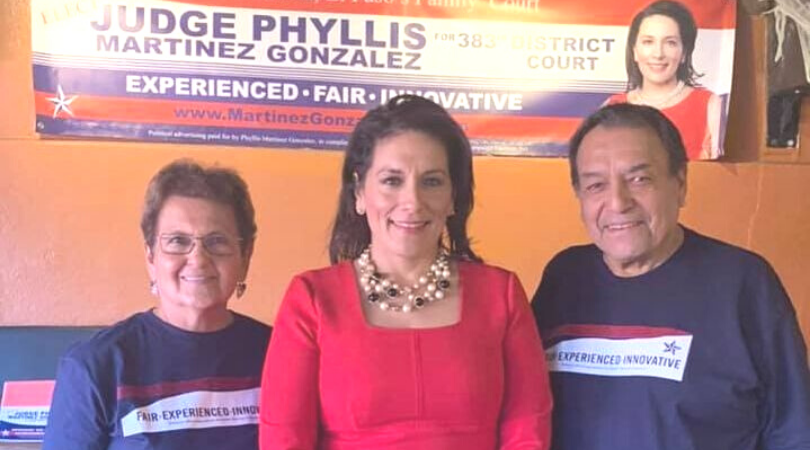 Phyllis Martinez Gonzalez with her parents